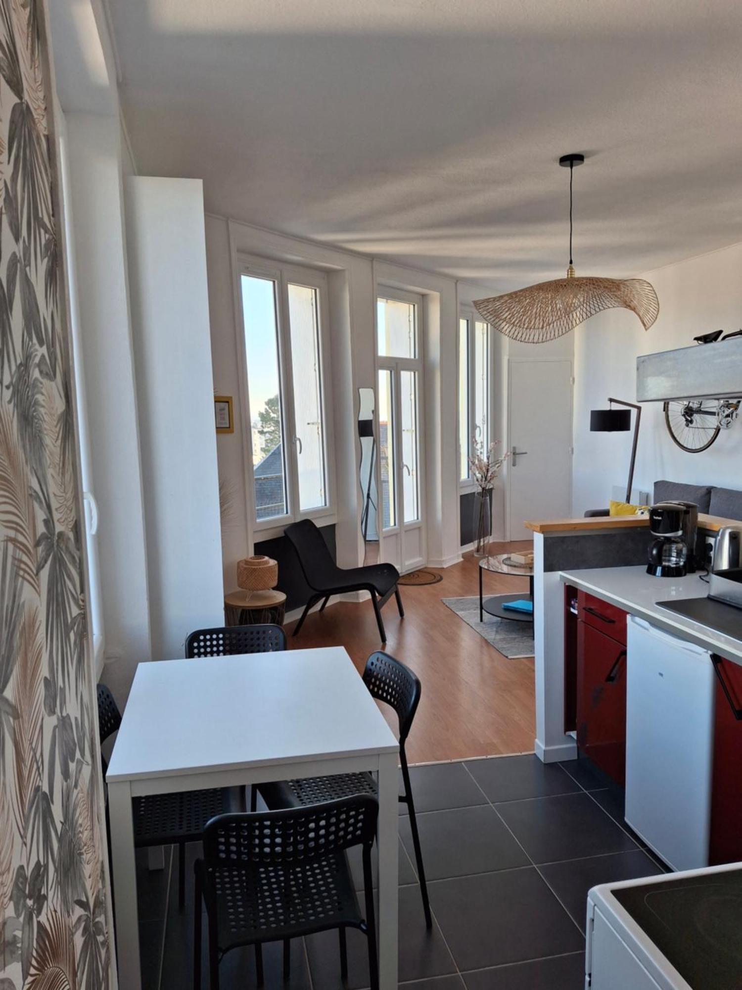Appartement Lumineux Dans Les Hauts De Recouvrance Brest Exterior foto